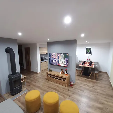 Dağ evi Junacik Oravice