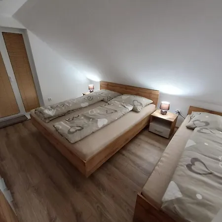 Junacik * オラヴィツェ