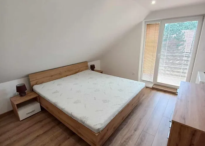 Alpesi faház Junacik *